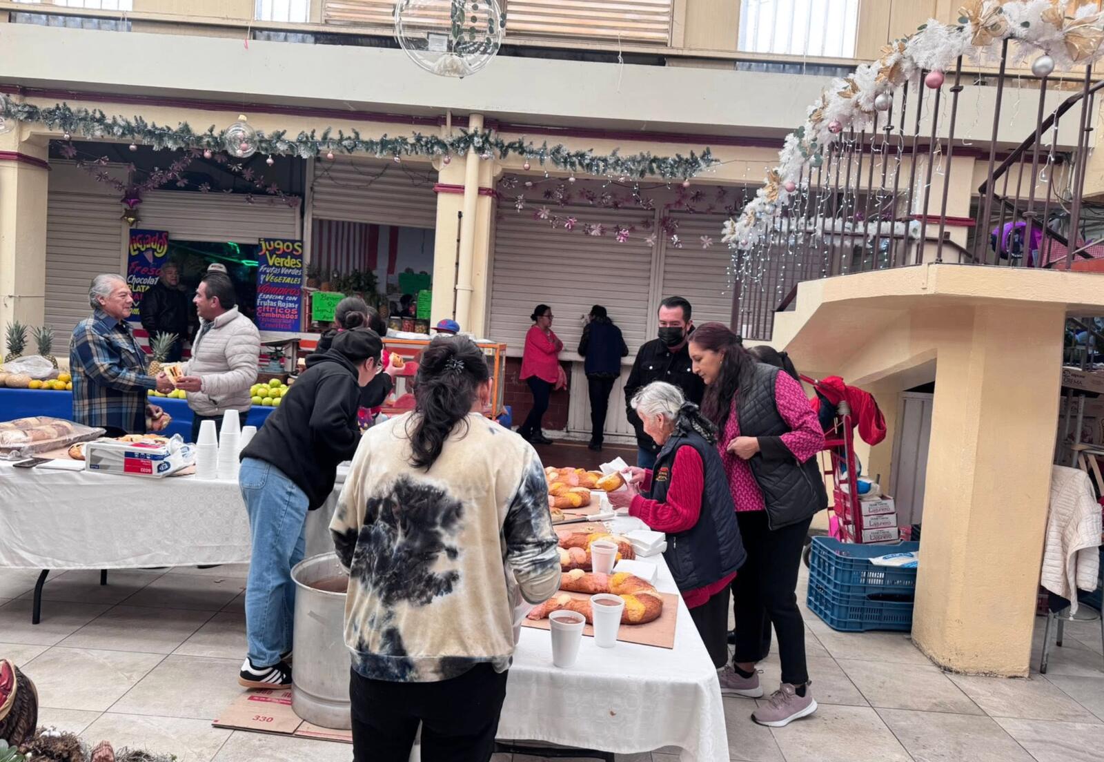 Rosca de Reyes en el Mercado Municipal 2