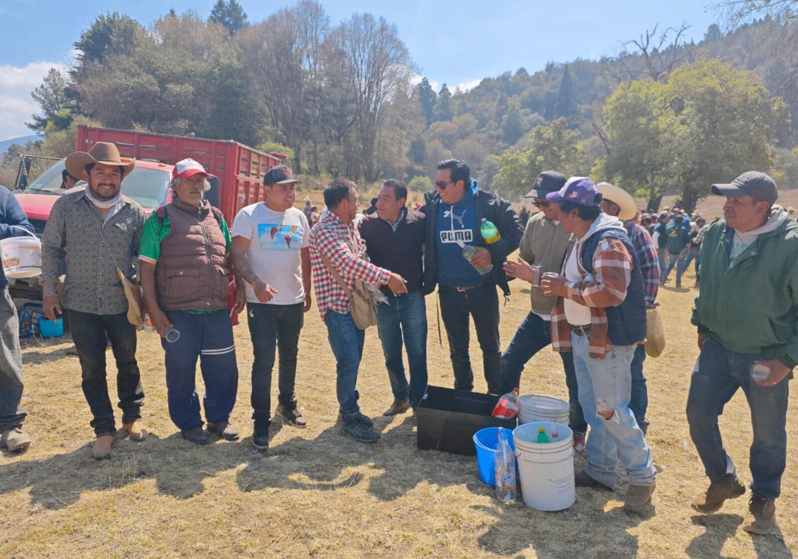 Siembra de la Milpa en la comunidad del Río Muerto 12
