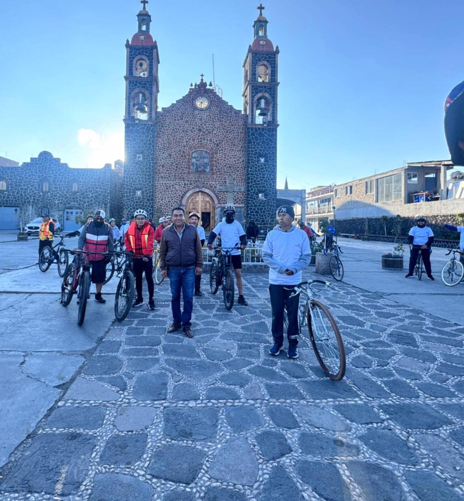 Apoyando nuestras tradiciones: playeras para peregrinos a Chalma