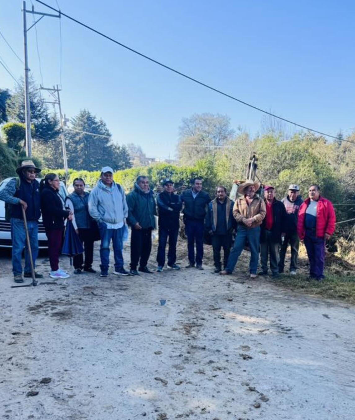 Apertura y rehabilitación de camino en San Jerónimo Acazulco 5