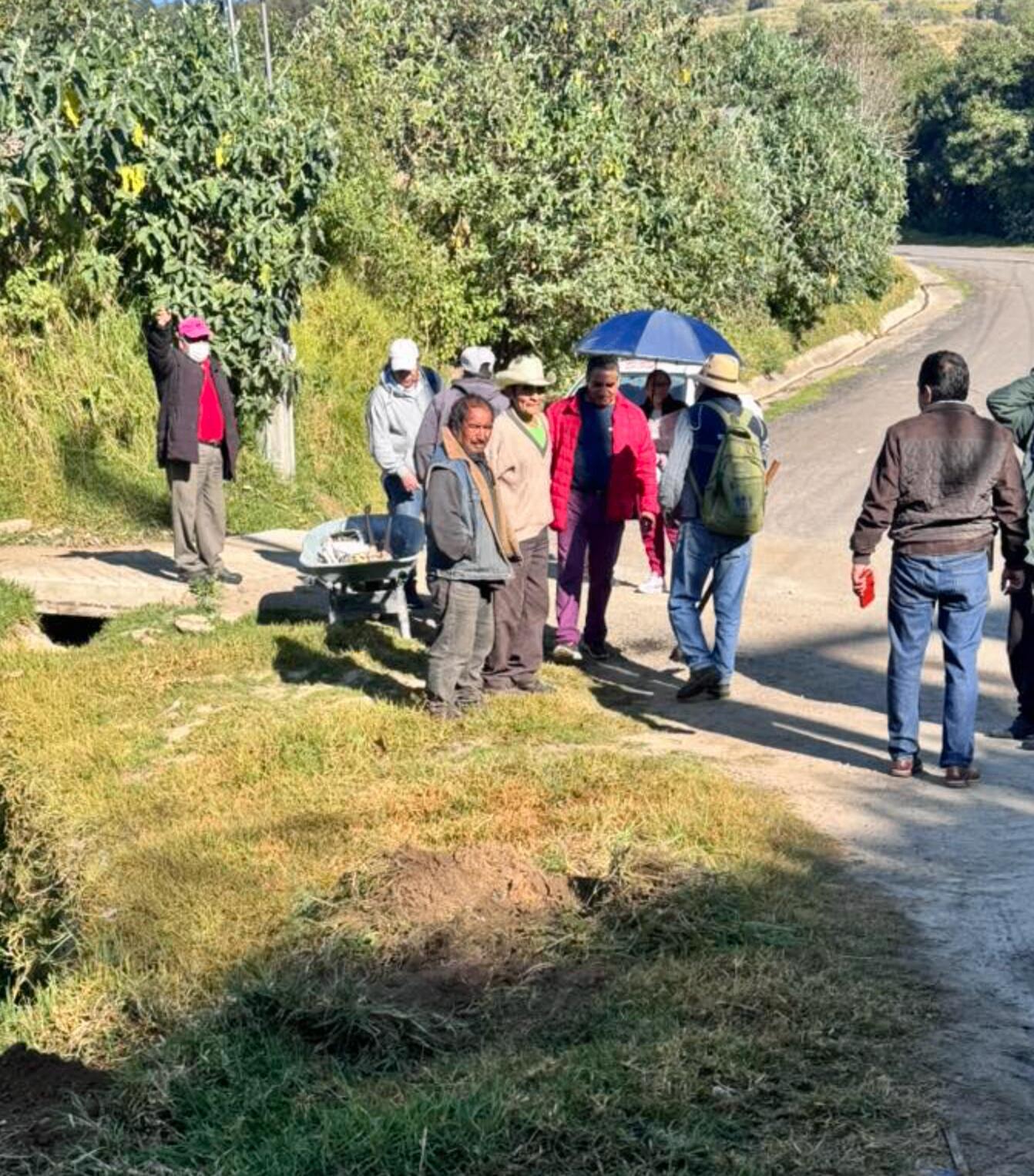 Apertura y rehabilitación de camino en San Jerónimo Acazulco 6